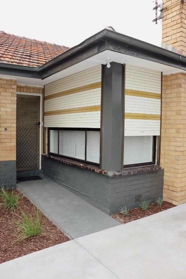 Sunny House - Melbourne Airport Home Bagian luar foto