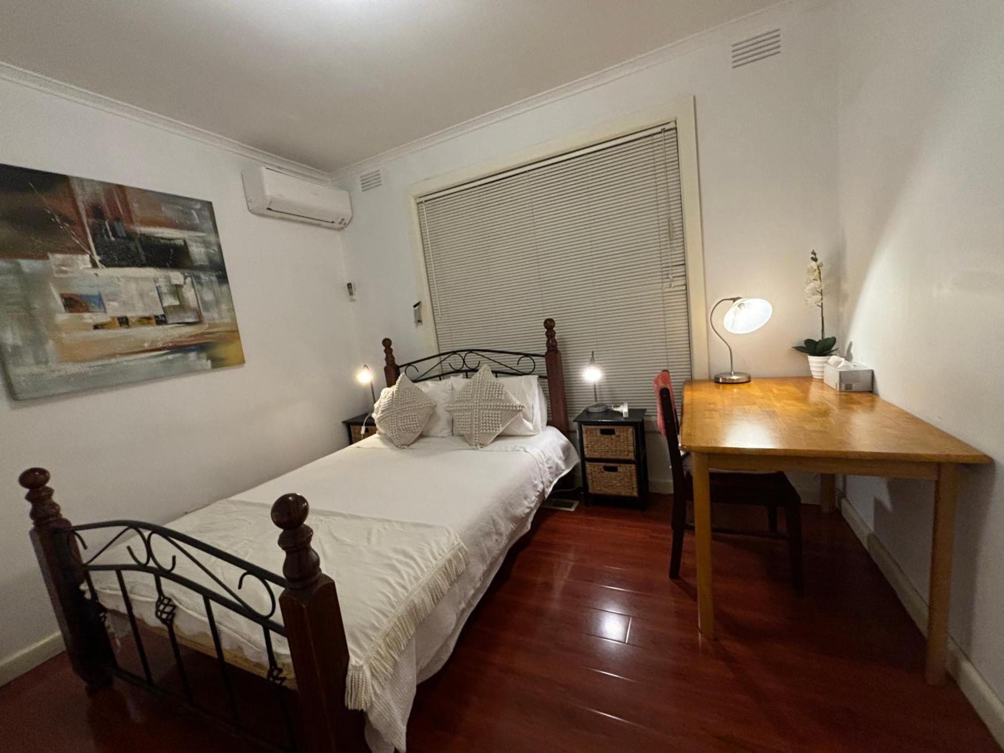 Sunny House - Melbourne Airport Home Bagian luar foto